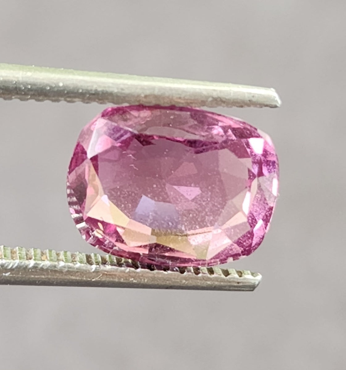 2.83 CT Dark Pink Sapphire Natural Ceylon Mines Gemstone