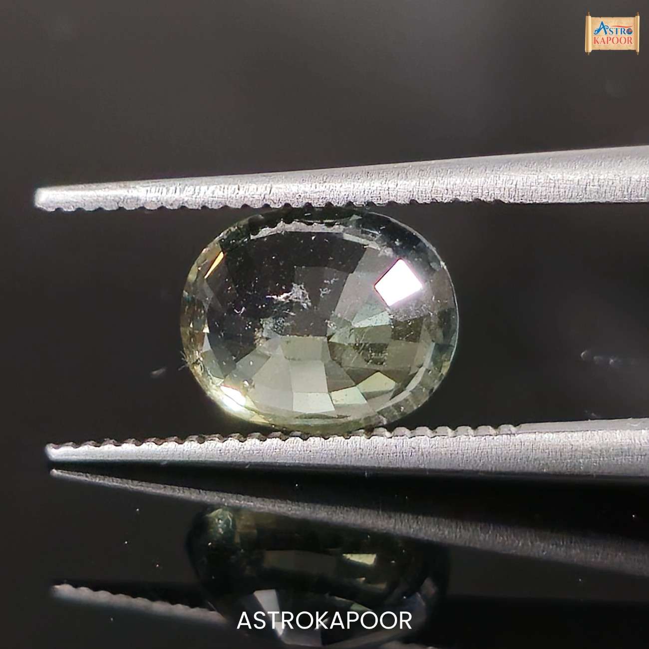 2.43 Carats Natural Bluish Green Sapphire 8.40 mm x 6.83 mm x 4.16 mm