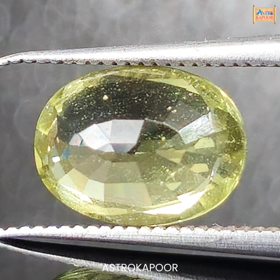 3.22 Carats Natural Greenish Yellow Sapphire 9.93mm x 7.40mm x 4.73mm