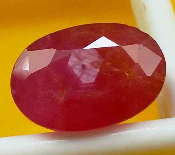 7.85 Carats Guinea Mines Ruby 9.79 x 6.52 x 5.06 mm