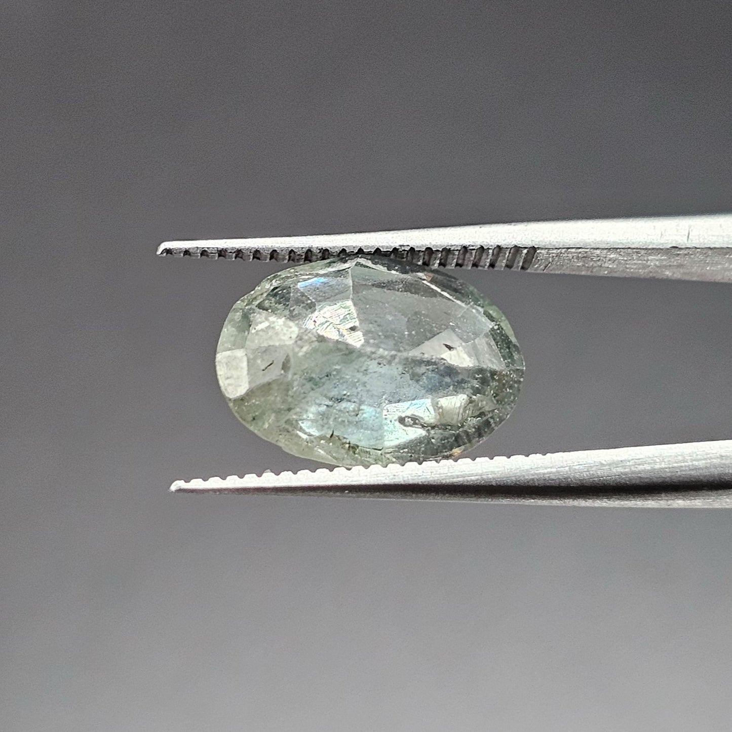 3.71 Carats Natural Deep Green Sapphire 11.20 x 8.20 x 4.65 mm