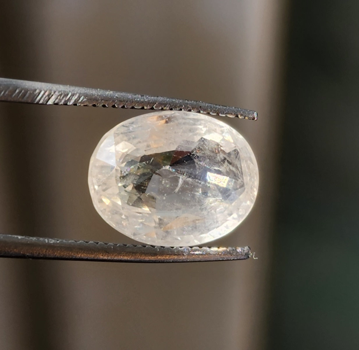 4.83 Carats Natural Colourless Sapphire 11.05 x 8.80 x 4.02 mm