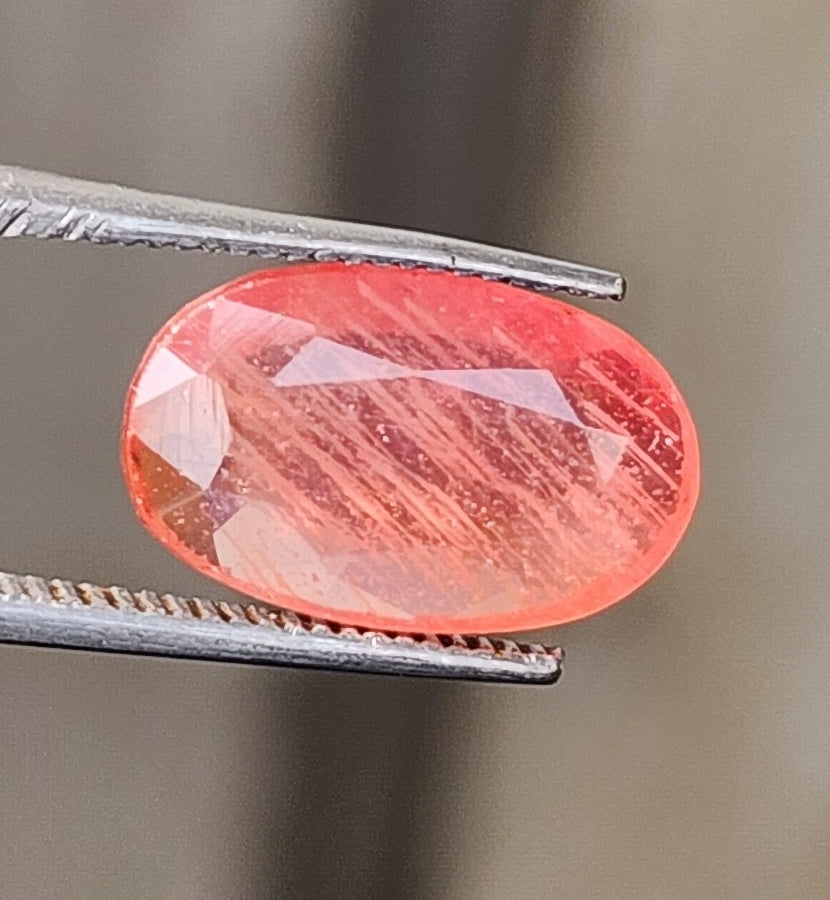 4.44 Carats African Pink Sapphire 13.20 x 8.41 x 3.35 mm