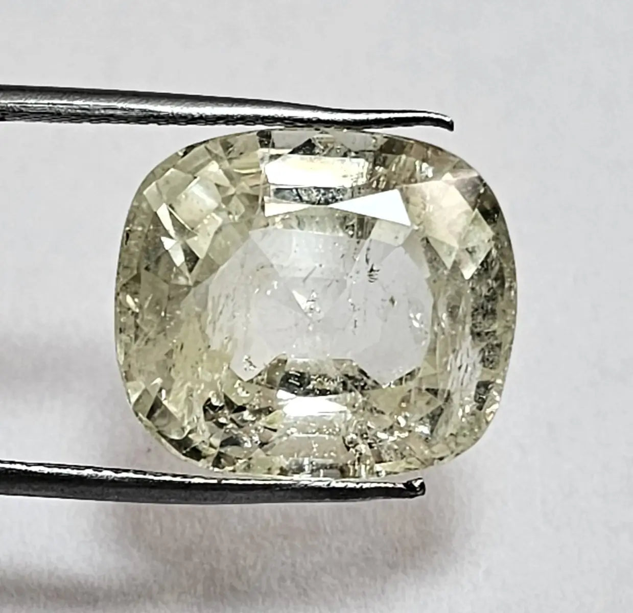 21.30 Carats Natural Lemon Green Sapphire 16.30 x 14.38 x 9.50 mm