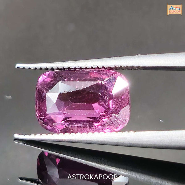4.03 Carats Natural Purple Pink Sapphire 9.08 mm x 8.16 mm x 4.78 mm