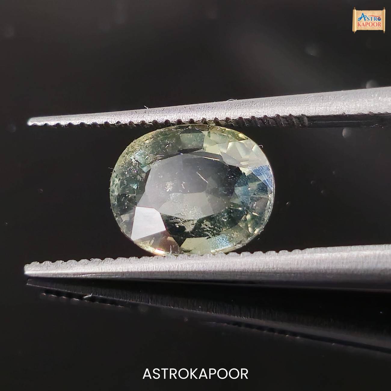 2.43 Carats Natural Bluish Green Sapphire 8.40 mm x 6.83 mm x 4.16 mm