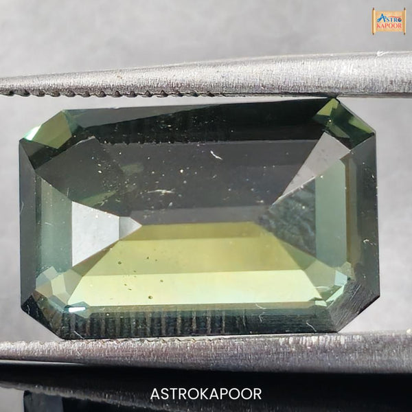 9.05 Carats Natural Greenish Blue Sapphire 15.02mm x 9.82mm x 6.01mm