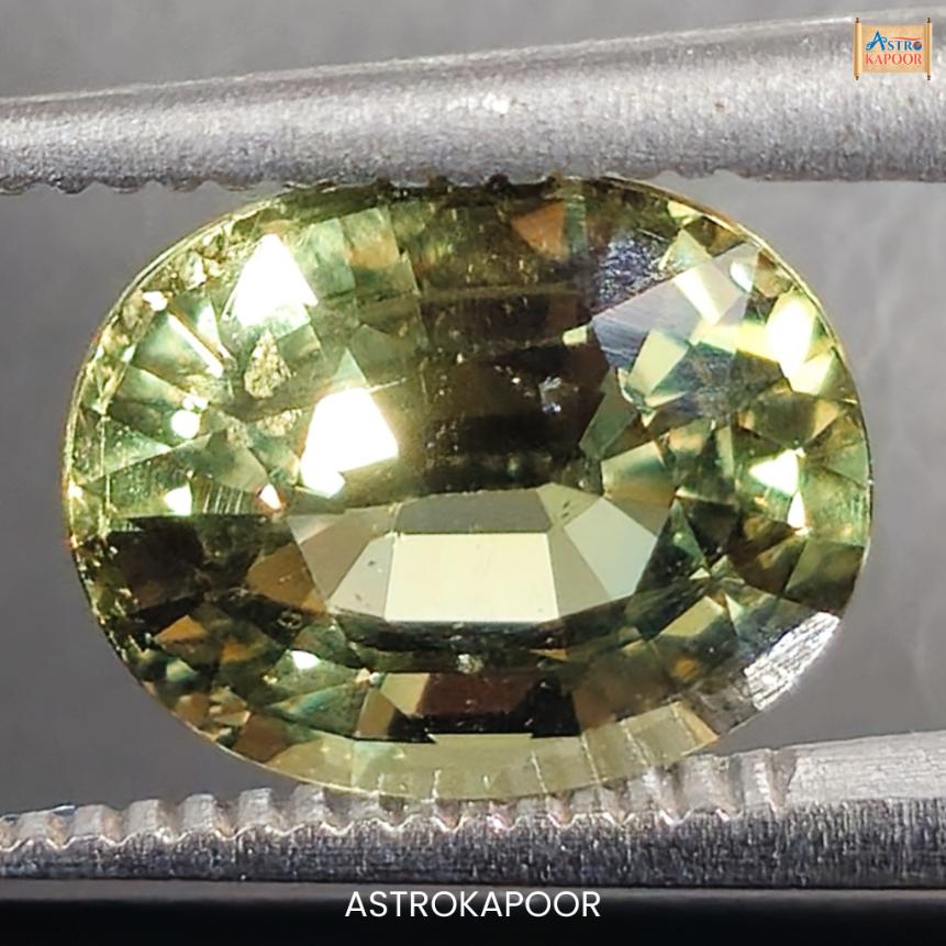 2.96 Carats Natural Green Sapphire 9.12mm x 7.41mm x 4.mm