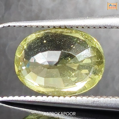 3.22 Carats Natural Greenish Yellow Sapphire 9.93mm x 7.40mm x 4.73mm