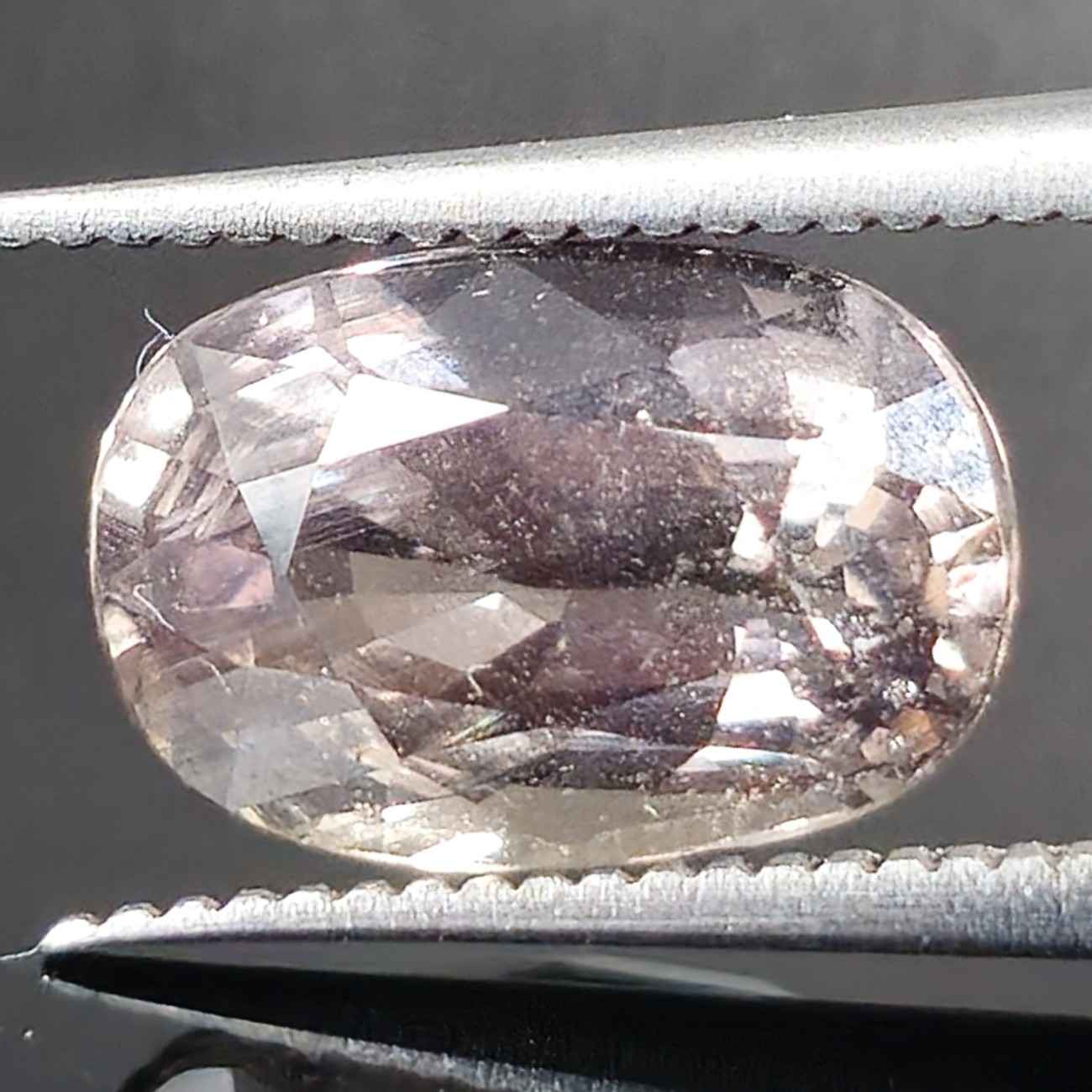 2.96 Carats Natural Pinkish Brown to purplish pink Sapphire 10.03 mm x 6.64 mm x 4.93 mm