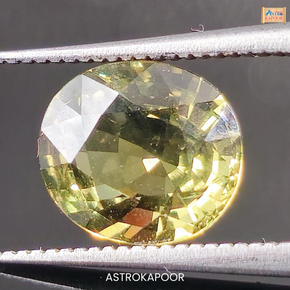 2.65 Carats Natural Green Sapphire 8.93mm x 7.92mm x 4.35mm