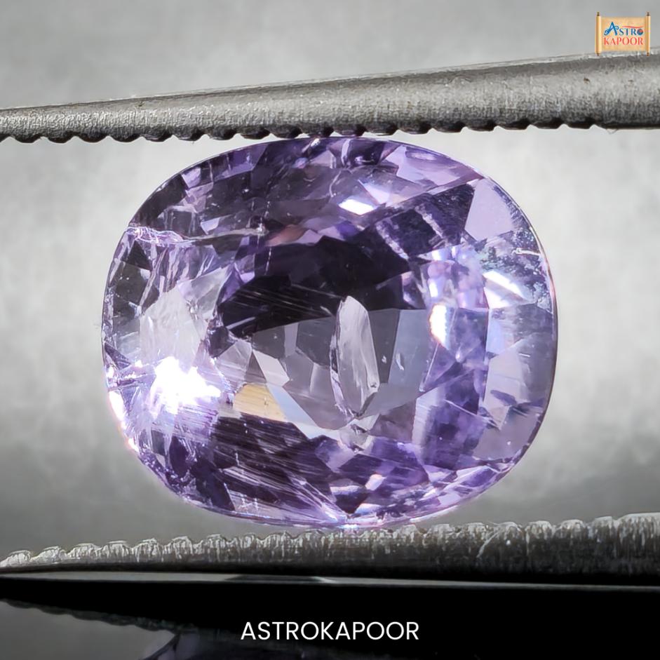 3.04 Carats Natural Violet Sapphire 8.87mm x 7.64mm x 4.89mm