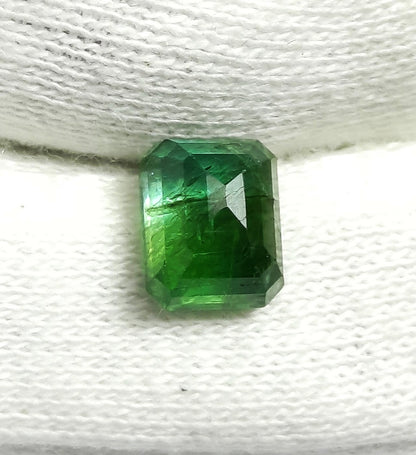 3.77 Carats Natural Zambian Emerald 9.33x7.47x5.90mm