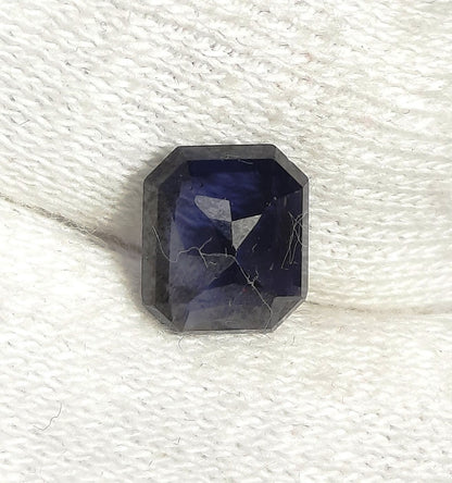 3.31 Carats Natural Royal Blue Sapphire 9.01X8.04X4.79mm