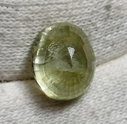6.67 Carats Natural Yellowish Green Sapphire 10.22x9.78x5.75mm