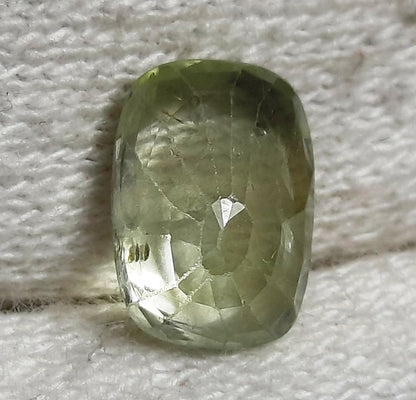 3.72 Carats Natural Olive Sapphire 8.27x7.00x4.50mm