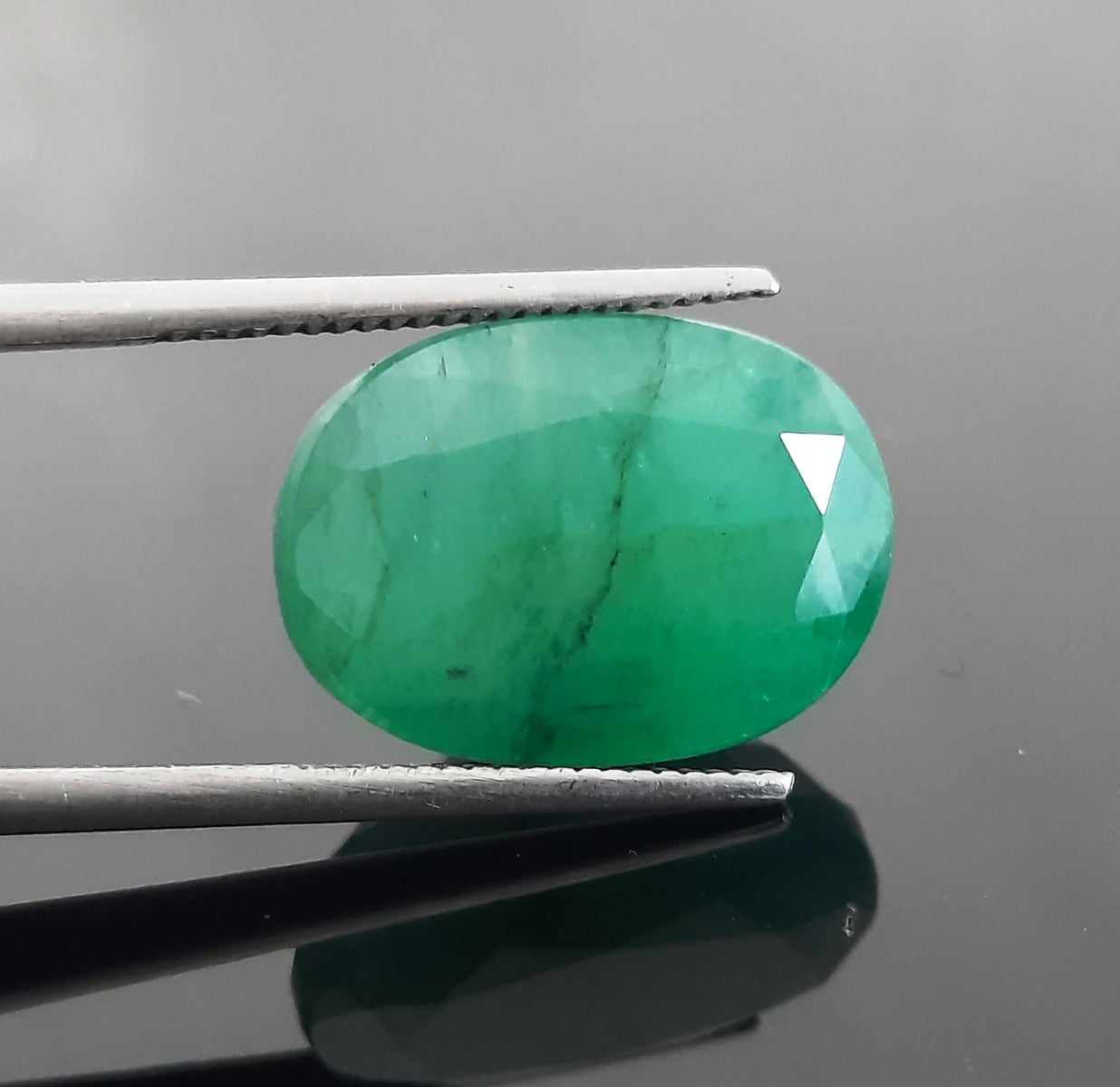 8.70 Carat Colombian Emerald 14.90x10.63x7.60mm