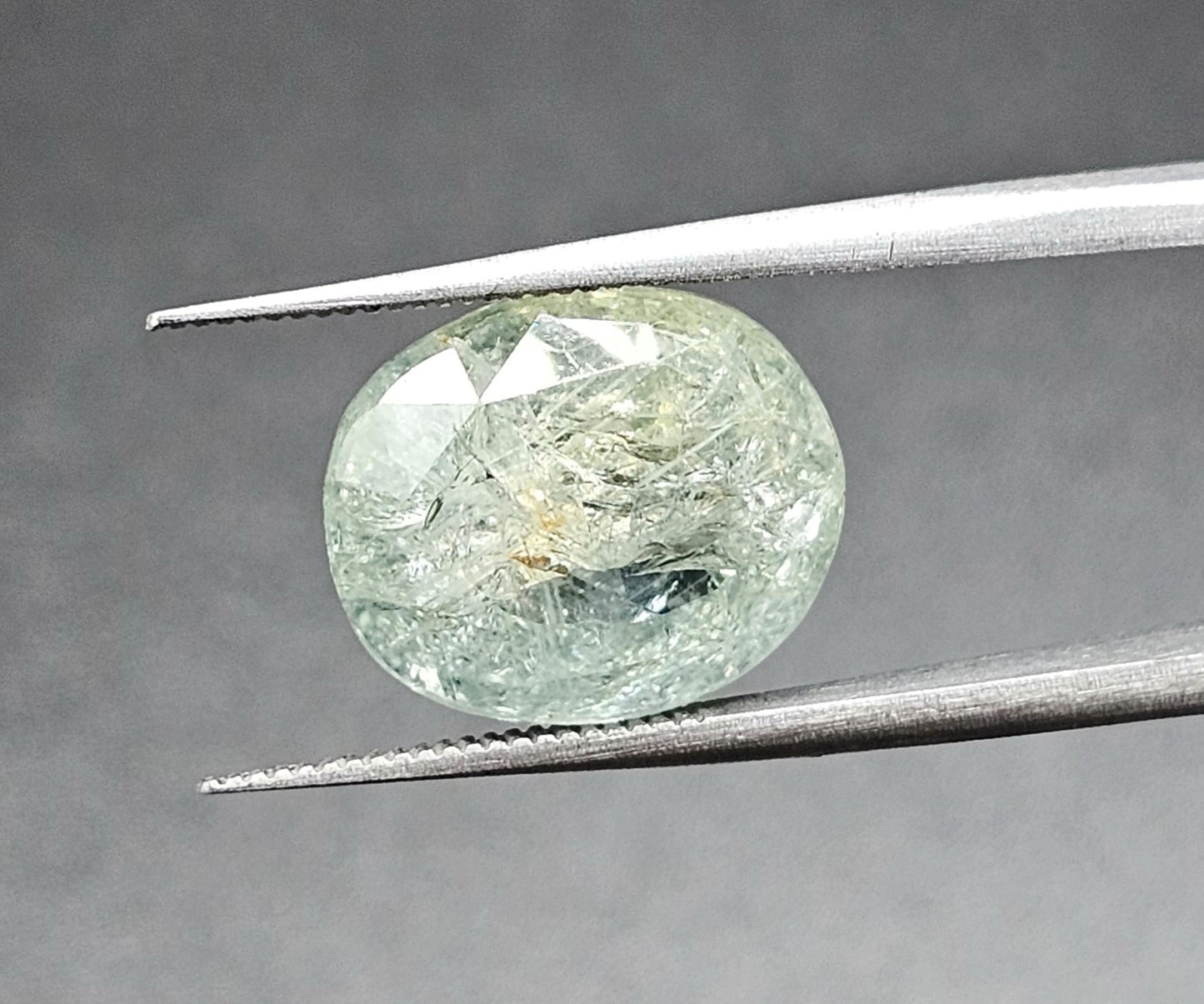 11.77 Carats Natural Lime Green Sapphire 13.99 x 11.74 x 7.70 mm
