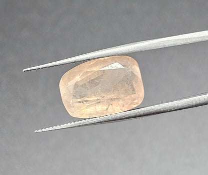 9.31 Carats Natural Orange Sapphire 14.30 x 9.98 x 6.32 mm