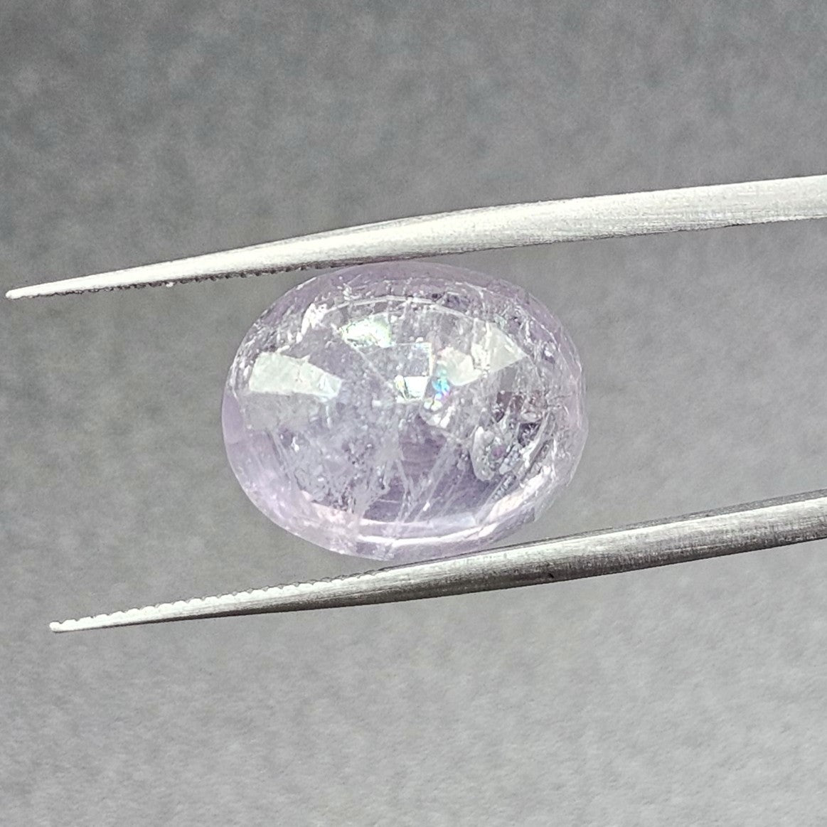 14.63 Carats Natural Silver Sapphire 15.80x12.30x8.00 mm