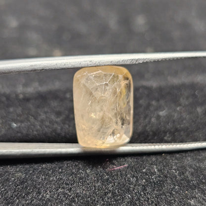 10.73 Carats Yellowish Orange Natural Sapphire 13.90 x 9.90 x 7.30 mm