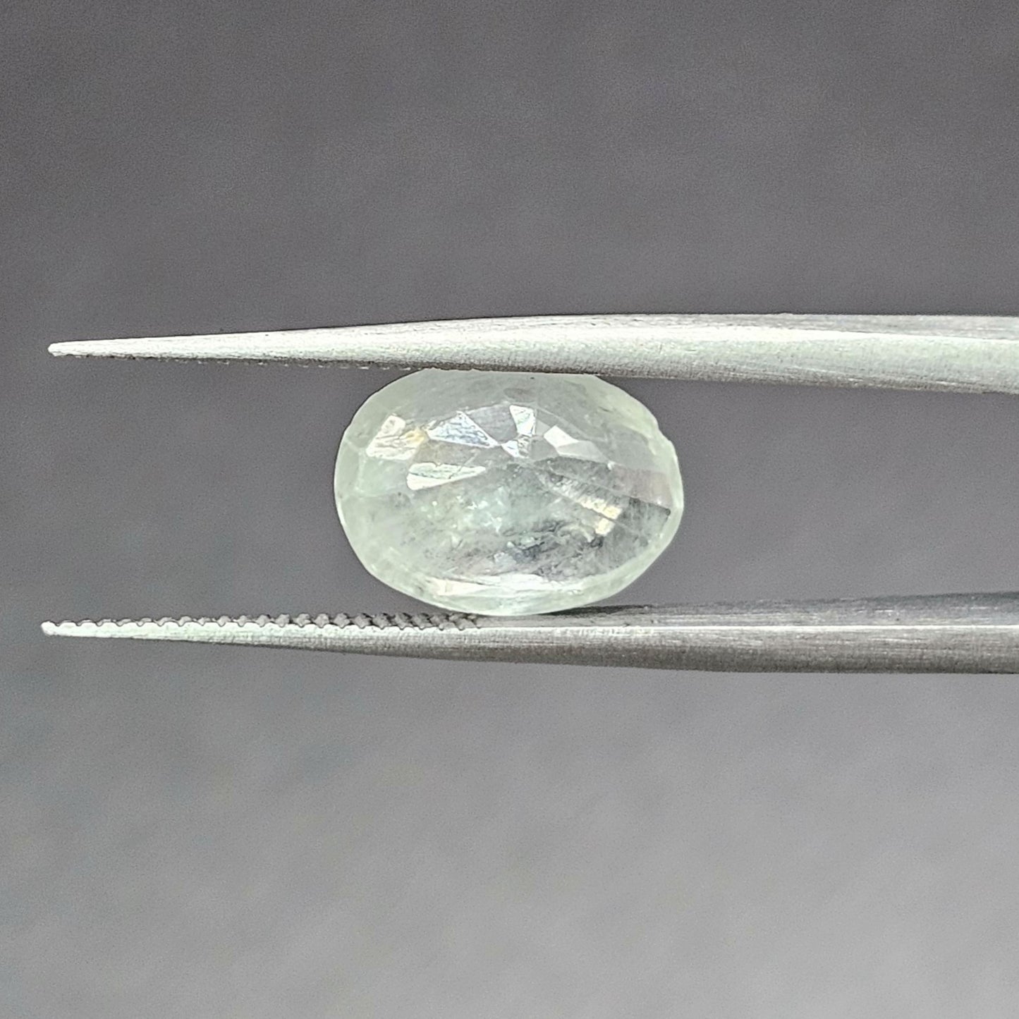 4.30 Carats Light Green Natural Sapphire 11.55 X 8.24 X 4.80 mm