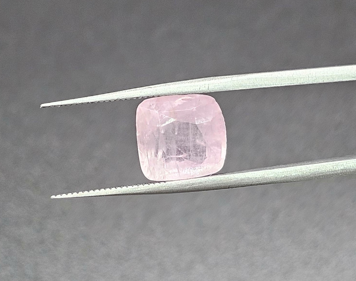 6.20 Carats Natural Pink Sapphire 9.80 x 10.52 x 6.29 mm