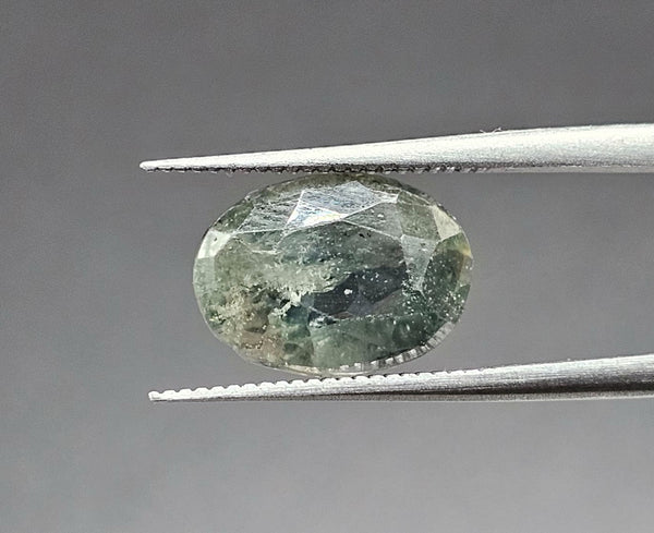 3.71 Carats Natural Deep Green Sapphire 11.20 x 8.20 x 4.65 mm