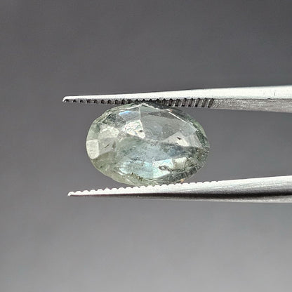 3.71 Carats Natural Deep Green Sapphire 11.20 x 8.20 x 4.65 mm