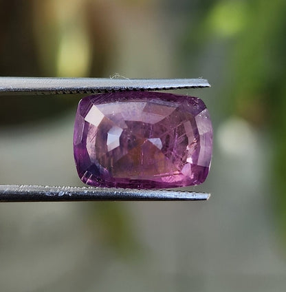 6.67 Carats Natural Pink Sapphire 10.37 x 8.67 x 6.06 mm