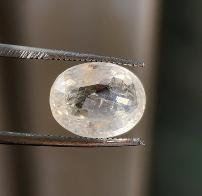 4.83 Carats Natural Colourless Sapphire 11.05 x 8.80 x 4.02 mm