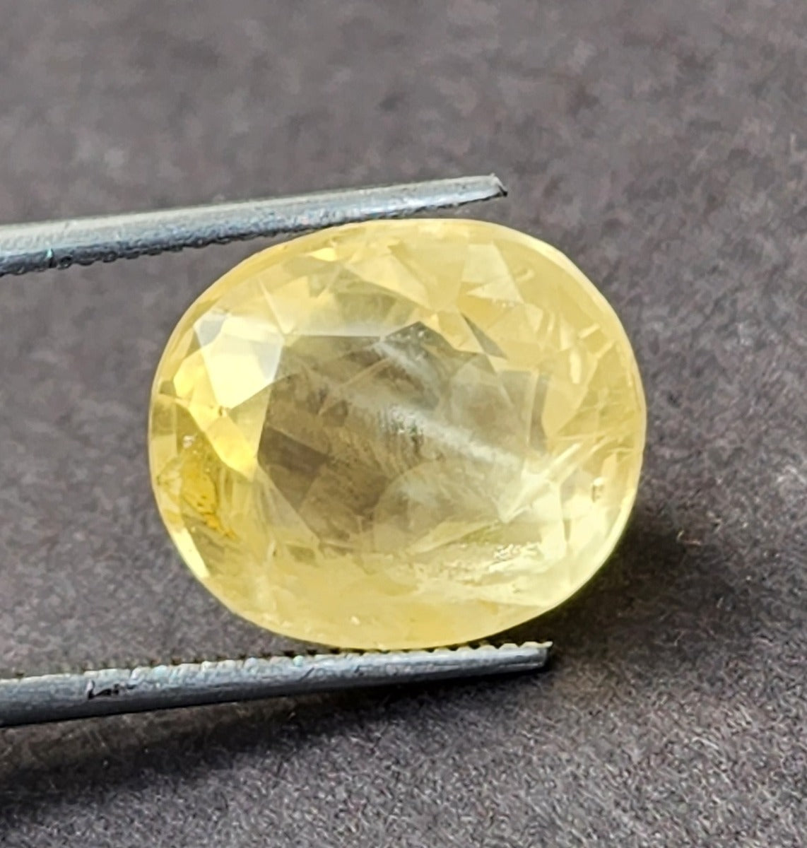 11.39 Carats Natural Yellow Sapphire 13.85x12.05x7.61mm